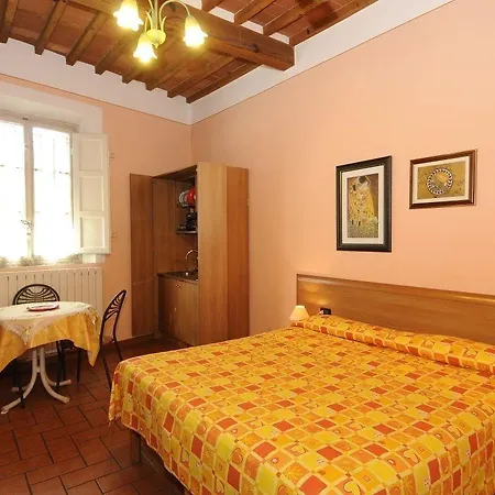 Arancio Vendégház Lucca