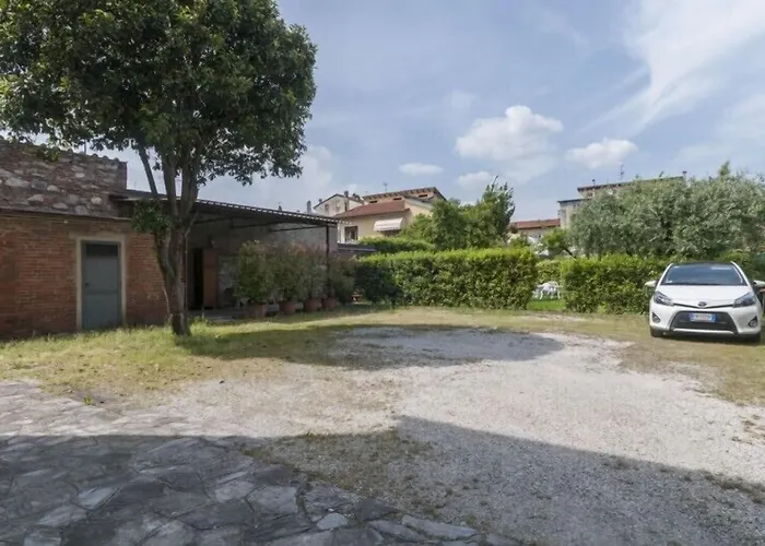 Arancio Πανσιόν Λούκα