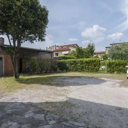 Arancio Gæstehus Lucca